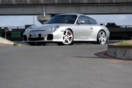 Ruf R turbo based on Porsche 996 turbo.jpg