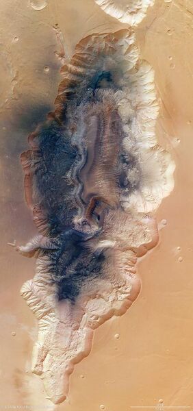 File:Hebes Chasma ESA297910.jpg