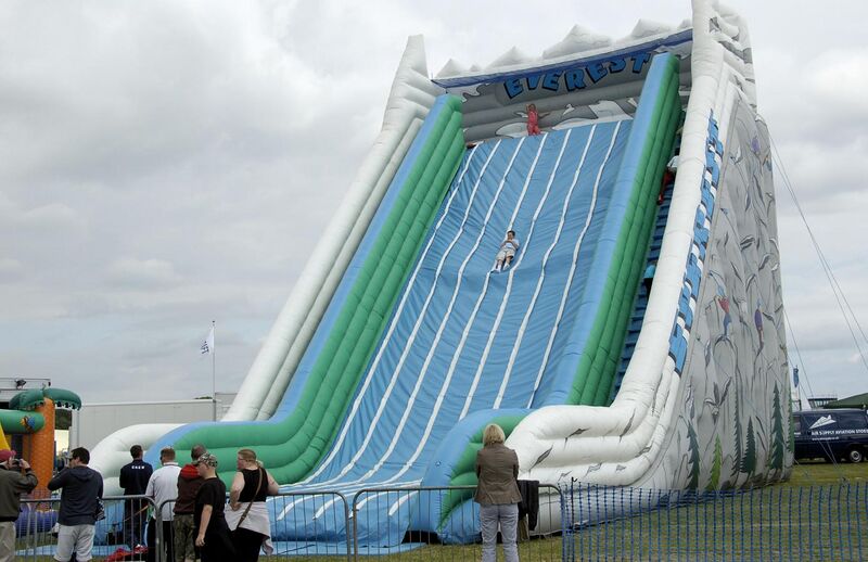 File:Inflatable slide at kemble air day 2008 arp.jpg