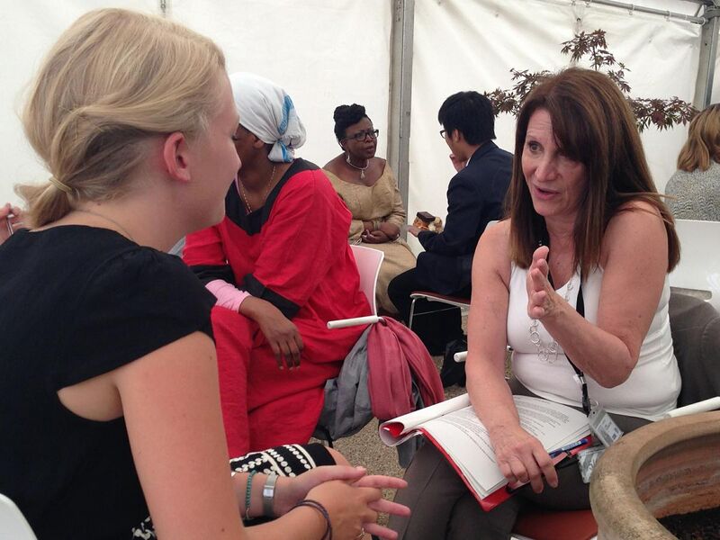 File:Lynne Featherstone mentoring at Youth For Change (14677364996).jpg