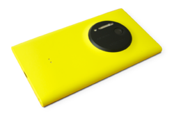 Nokia Lumia 1020 BG removed.png