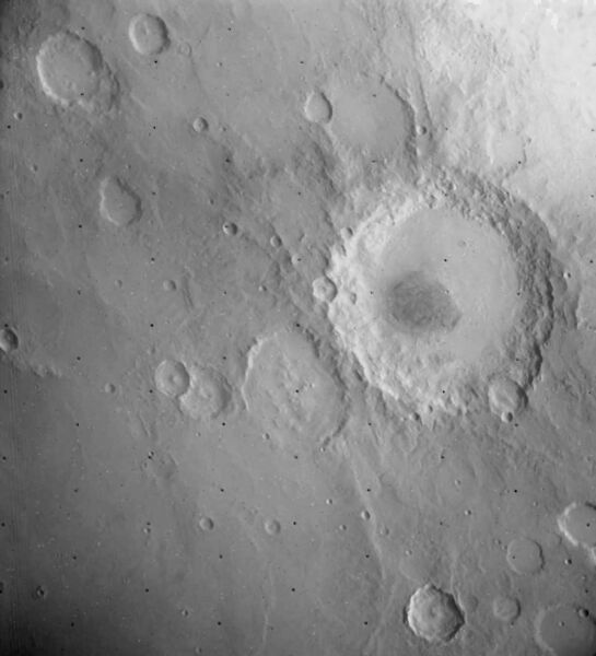 File:Pasteur crater 833A07.jpg