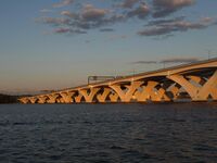 Woodrow Wilson Bridge over the Potomac.jpg
