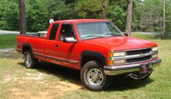 1998 Chevrolet K2500.JPG