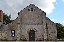 Abbatiale Saint-Philbert-de-Grand-Lieu (1).jpg
