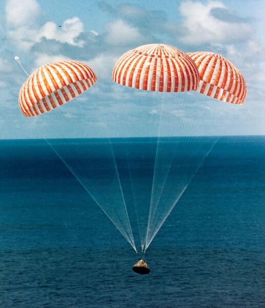 File:Apollo14 - Landung.jpg