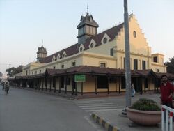 Tollington market, Mall Road, Lahore, Pakistan.jpg