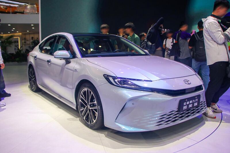 File:Toyota Camry 2.0H LE 20231120.jpg