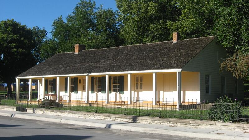 File:Creole House in Prairie du Rocher.jpg