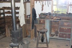 Early shoemaking shop, Maine State Museum IMG 2020.JPG
