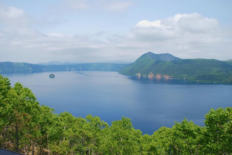 File:Hokkaido, Japan, Lake Mashū, 2008.jpg