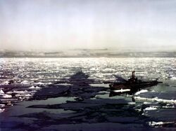 USS Sennet (SS-408) in Antartica 1947.jpg