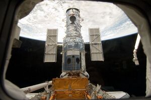Hubble docked in the cargo bay.jpg