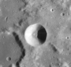 Maury crater 4079 h2.jpg