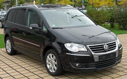 VW Touran 2.0 TDI Facelift front-1.JPG