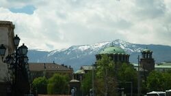 Vitosha and Sveta Nedelya.jpg