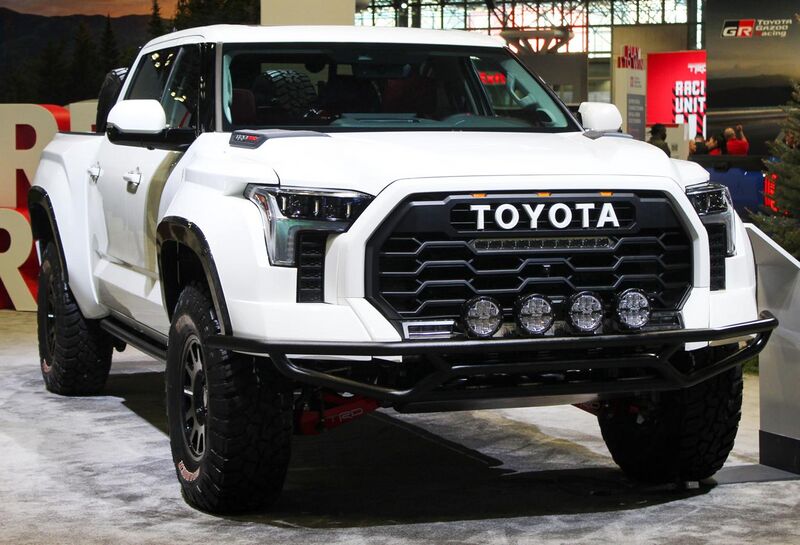File:2022 Toyota Tundra TRD Pro, front NYIAS 2022.jpg