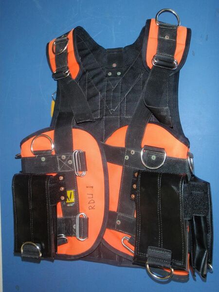 File:Diver harness with weight pocketsPA268054.jpg