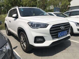 Hyundai ix35 II China 02.jpg
