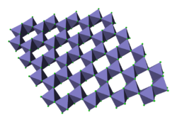 Iron-trichloride-sheet-3D-polyhedra.png