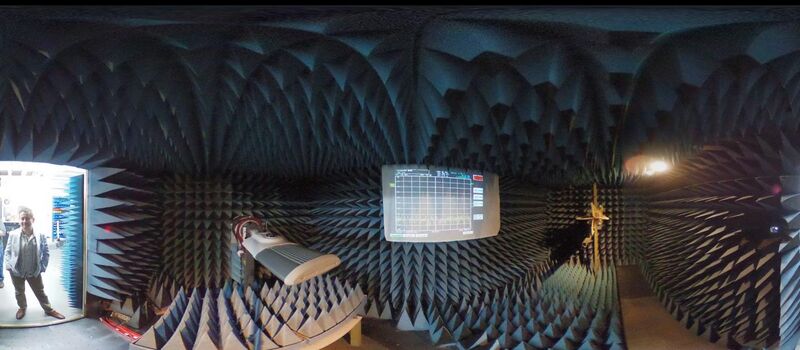 File:360 image of an electromagnetic anechoic chamber.jpg