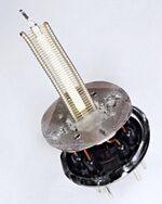 6P1P vacuum tube teardown 07.jpg