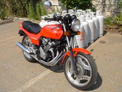 CBX400F.jpg