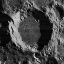 Kircher crater 4154 h2.jpg
