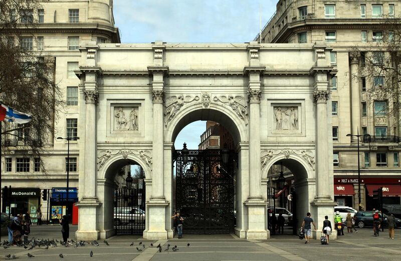 File:Marble Arch in London, spring 2013 (4).JPG