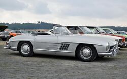 Mercedes 300 SL Cabrio.jpg