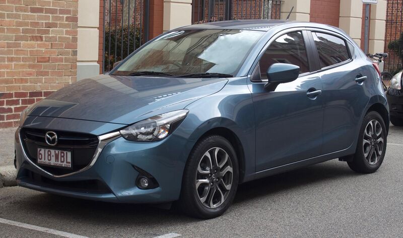 File:2015 Mazda2 (DJ) Genki hatchback (2018-08-27) 01.jpg