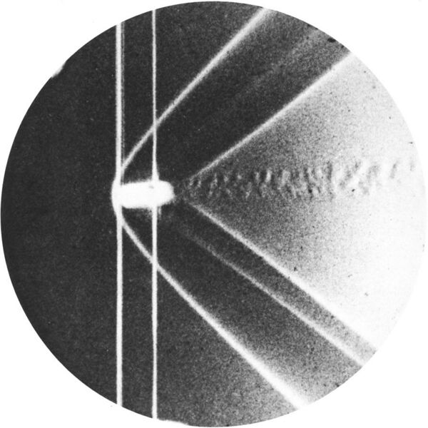 File:Photography of bow shock waves around a brass bullet, 1888.jpg