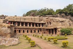 Udayagiri Caves - Rani Gumpha 01.jpg