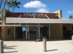Waikiki Aquarium entrance.JPG