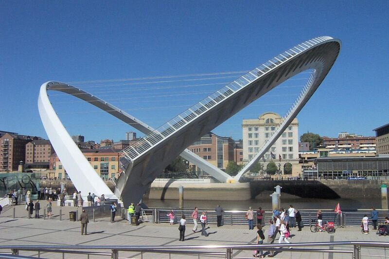 File:Gateshead millennium bridge open.jpg