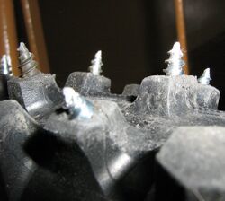 Winter tyre with spikes-bike.jpg