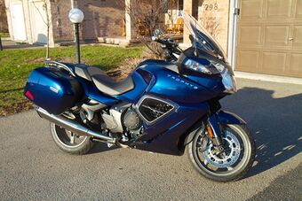 2013 Pacific Blue Triumph Trophy SE