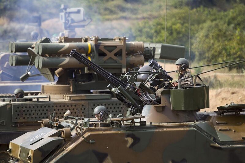 File:2014 대한민국 방위산업전(DX Korea) 육군의 명품 무기와 장비 소개 (15577818781).jpg