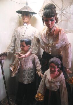 A family belonging to the Principalia.JPG
