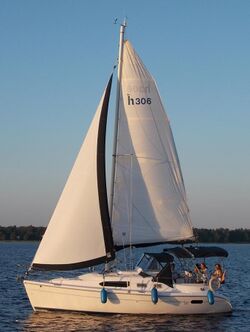Hunter 306 sailboat 2857.jpg