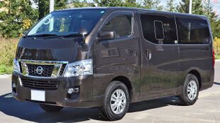 Nissan NV350 Caravan 503.JPG