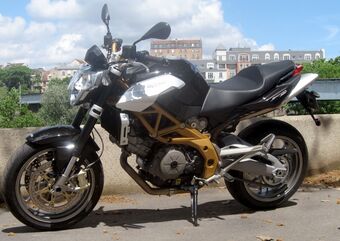 Aprilia Shiver750.jpg