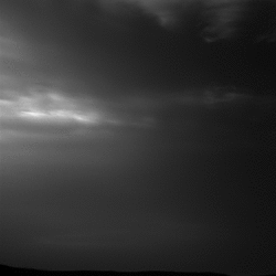 PIA23241-MarsCuriosityRover-MovingClouds-20190512.gif