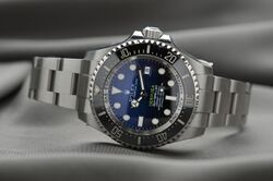 Rolex Deepsea Sea-Dweller 116660 Blue Dial 'James Cameron'.jpg