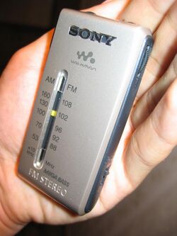 Sony-walkman-srfs84s 0001.JPG