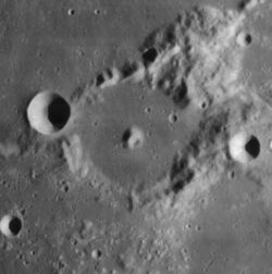 Plana crater 4086 h2.jpg