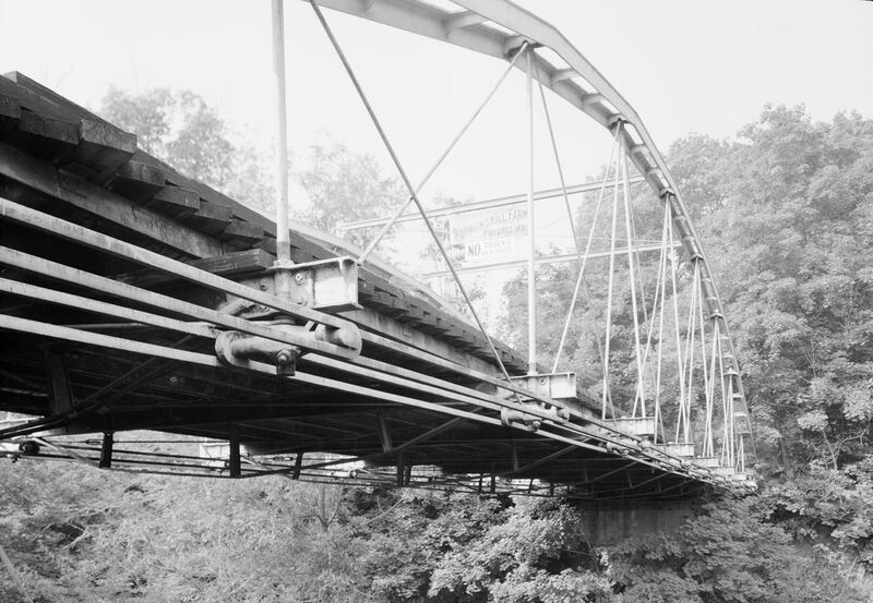 File:Whipple Cast - Wrought Iron Bowstring Truss Bridge.jpg