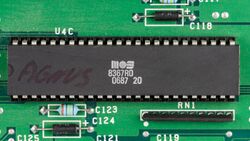 Commodore Amiga 1000 - main board - MOS 8367R0-7824.jpg