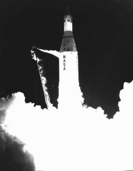 File:JunoII pioneer3 launch.jpg
