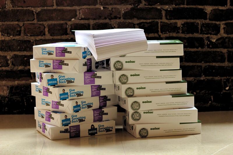 File:15 reams of paper stacked on the floor.jpg